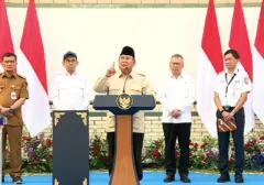 Tingkatkan Keselamatan, Prabowo Perintahkan Pemasangan Ribuan Pintu Perlintasan Kereta Api