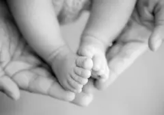 Kisah Inspiratif: Pria 64 Tahun Berhasil Menjadi Ayah Setelah 10 Kali Program Bayi Tabung
