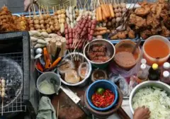 Strategi Jitu Hemat Anggaran Makan Saat Berwisata ke Luar Negeri