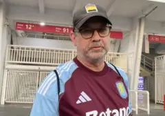 Ribuan Suporter Aston Villa dari Berbagai Negara Rayakan Kemenangan di GBK