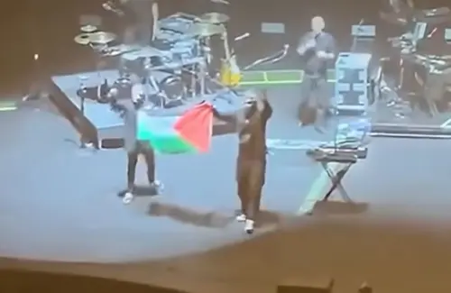 Band Musik Ditolak Tampil di Singapura Akibat Kibarkan Bendera Palestina