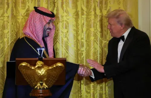 Terungkap: Donald Trump Sempat Telepon Pangeran MBS Sebelum Batalkan Serangan ke Iran