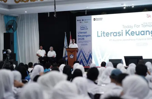 Jasaraharja Putera Gelar Edukasi Finansial untuk 300 Siswa di Makassar, Bekali Generasi Muda Paham Uang