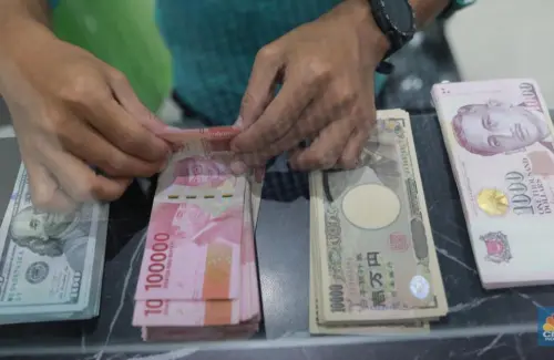 Dolar AS Perkasa, Rupiah dan Yen Tumbang, Won Korea Selatan Jadi Juara Asia