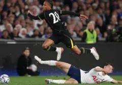 Chelsea dan Juventus Beradu Taktik dalam Laga Uji Coba Pramusim di Hong Kong