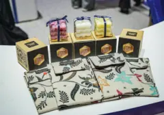 Pertamina Patra Niaga Dukung UMKM Binaan Lewat Pameran Suvenir di GIIAS 2026