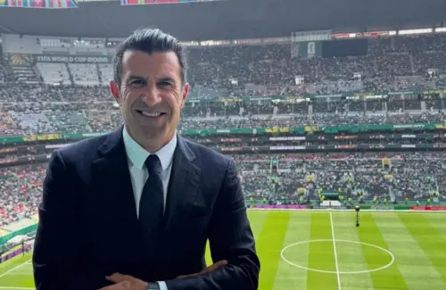 Desakan Mundur untuk Infantino Menguat: Luis Figo Ikut Bersuara Usai Skandal FIFA Terbongkar