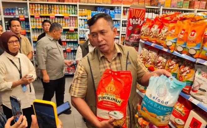 Heboh Beras Fortifikasi Palsu, Direktur Utama Bulog Lakukan Sidak Langsung: Ini Hasilnya