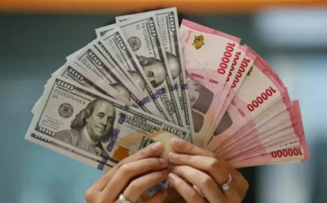 Rupiah Menguat Tipis, Indeks Saham Tumbang di Akhir Perdagangan