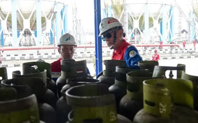 Komisaris Utama Pertamina Pastikan Stok BBM Aman, Larang Keras Adanya Gangguan Pasokan
