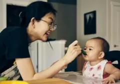 Pentingnya Kenali 5 Tanda Bayi Siap MPASI untuk Perkembangan Optimal