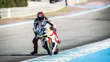 Kualifikasi Moto2 Inggris: Mario Aji Terjatuh, Sesi Dihentikan Bendera Merah