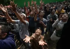 Perebutan Kue Apem di Blitar: Tradisi Bulan Sapar yang Dipercaya Membawa Berkah
