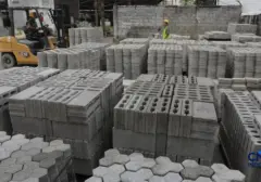 Inovasi Brilian: Sampah Plastik Disulap Jadi Paving Block, Dorong Target Pengurangan Limbah Nasional