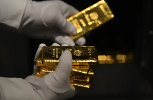 Lonjakan Fantastis! Emas Diprediksi Tembus USD 5.000, Harga Lokal Menuju Rp 2,8 Juta per Gram