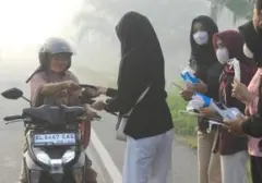 Kebakaran Gunung Bromo Meluas, Warga Diimbau Waspadai ISPA dan Lakukan Langkah Pencegahan