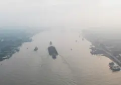 Kabut Asap Karhutla Selimuti Palembang, Kualitas Udara Memburuk