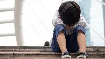 Mengapa Anak Rentan Cengeng dan Penakut? Psikolog Ungkap Akar Masalah dan Solusinya