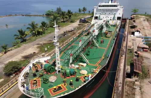 Pertamina Patra Niaga Perkuat Armada, 12 Kapal Selesai Docking Tingkatkan Efisiensi Distribusi Energi