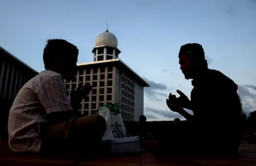 Dana Wakaf Masjid Istiqlal Menuju Pasar Modal: OJK dan BEI Beri Sinyal Positif