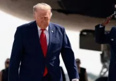 Misteri Rambut Donald Trump: Netizen Heboh, Benarkah Cuma Wig?