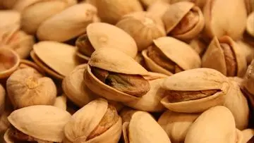 Pistachio vs. Kacang Arab: Mengenal Perbedaan Nutrisi dan Manfaat Keduanya
