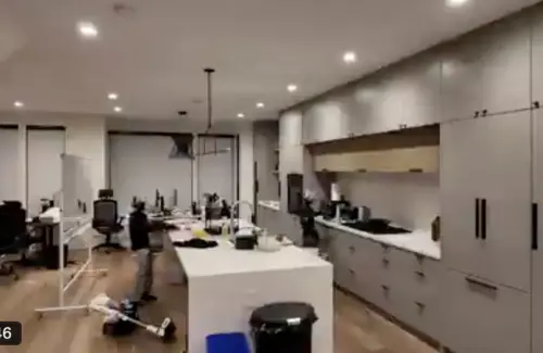 Sewa Robot Pembersih Rumah: Solusi Praktis Namun Menguras Kantong, Berapa Harganya?