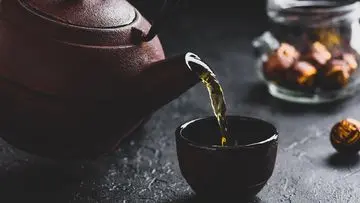Manisnya Perdebatan: Teh Panas vs. Dingin, Mana yang Lebih Unggul untuk Kesehatan?
