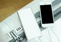 Mengapa Power Bank Dilarang di Bagasi Pesawat? Ini Alasan Keamanan yang Perlu Anda Ketahui