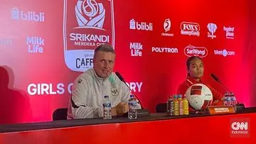 Timo Scheunemann Ungkap Kunci Kemenangan Telak Garuda Pertiwi atas Arab Saudi di Srikandi Merdeka Cup