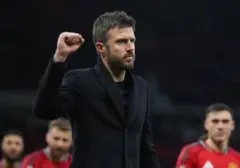 Michael Carrick Puas Manchester United Borong Pemain Top untuk Musim 2026/2027