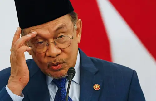 Anwar Ibrahim Ungkap Kerugian Triliunan Rupiah Akibat Penipuan Investasi Kripto "Gibran"