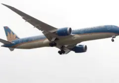 Misteri Pesawat Vietnam Airlines Putar Balik, "Buang" Bahan Bakar Demi Pendaratan Darurat