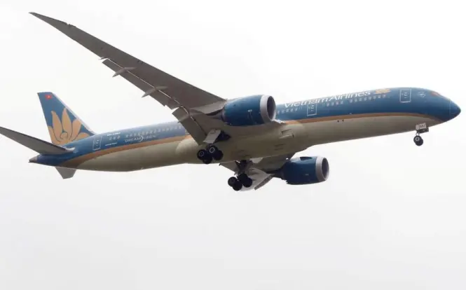 Misteri Pesawat Vietnam Airlines Putar Balik, “Buang” Bahan Bakar Demi Pendaratan Darurat