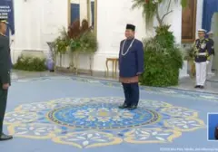 Makna Mendalam Songket dan Melati dalam Busana Prabowo di HUT RI ke-81