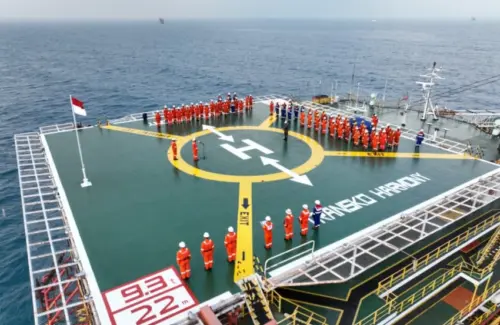 Pertamina Hulu Energi OSES Rayakan Kemerdekaan dengan Aksi Peduli Lingkungan dari Darat hingga Lepas Pantai