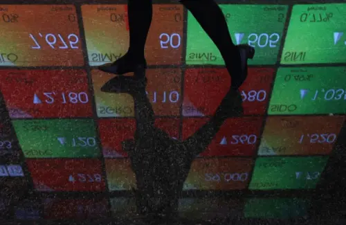 IHSG Menguat Tajam 1,27% di Sesi I, Dibayangi Net Buy Tipis Asing