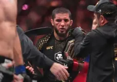 Balasan Menohok Makhachev untuk Sindiran Holloway soal Dua Sabuk UFC