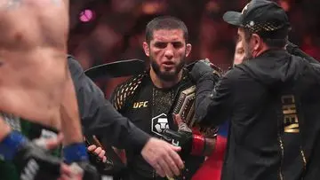 Balasan Menohok Makhachev untuk Sindiran Holloway soal Dua Sabuk UFC