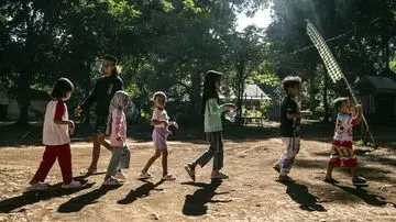 Tujuh Pilar Kunci Kesehatan Mental Anak: Membangun Ketangguhan dan Kasih Sejak Dini