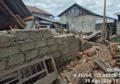 Menteri Purbaya dan Anggota DPR Tinjau Langsung Dampak Gempa di Flores, Fokus pada Pemulihan Warga