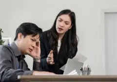 Mengurai Kritik: Strategi Efektif Menghadapi Orang yang Suka Mengkritik