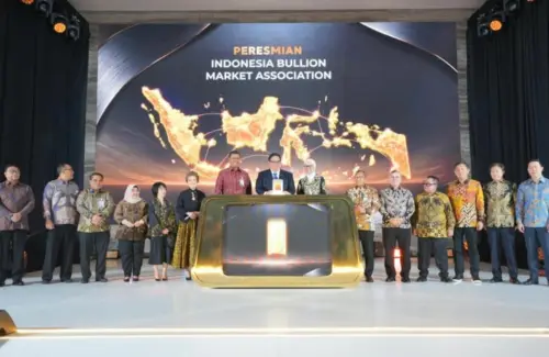 Garap Pasar Emas Nasional, Direktur Pegadaian Pimpin IBMA untuk Akselerasi Penguatan Industri
