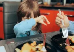 Mengatasi Anak Pemilih Makanan: Strategi Jitu Orang Tua Ciptakan Kebiasaan Makan Sehat