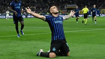 Barcelona Alihkan Fokus ke Lautaro Martinez Setelah Kesulitan Rekrut Alvarez