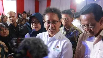 Ancaman ISPA Mengintai Wilayah Karhutla, Menkes Imbau Warga Pakai Masker dan Kurangi Aktivitas Luar