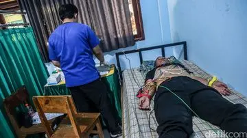 Ratusan Calon Jemaah Haji 2027 Jalani Screening Kesehatan di Makassar