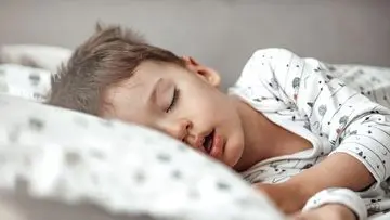 Anak Sering Mendengkur Saat Tidur? Kenali Tanda Bahaya dan Kapan Harus ke Dokter