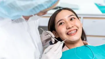 Sensasi 'Iyup' Saat Memakai Behel: Apa yang Sebenarnya Terjadi pada Gerakan Bibir Anda?