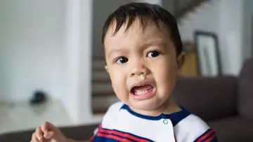 Kebiasaan Anak Menelan Ingus: Perlukah Orang Tua Khawatir?